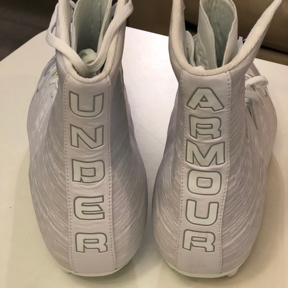 🛑SOLD🛑Under Armour Highlight 1297358-100 - Picture 6 of 8